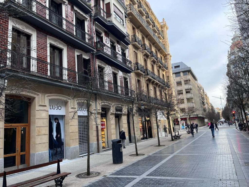 Apartamento Mentura Centro De San Sebastian Parking Free San Sebastián Exterior foto